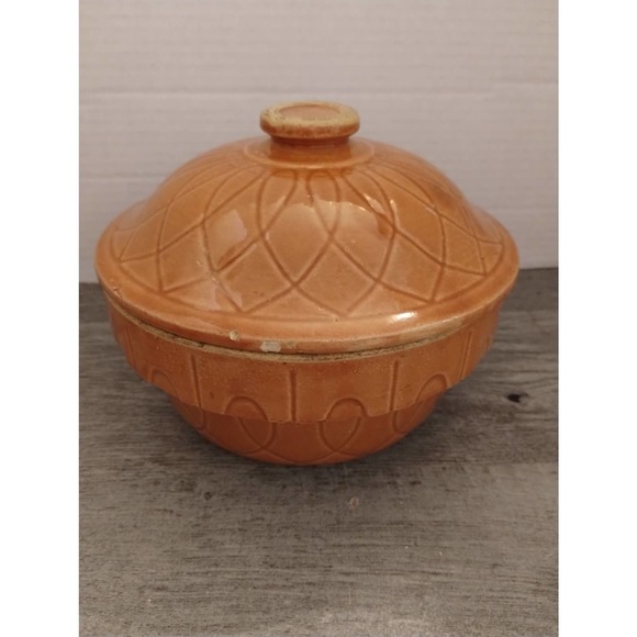 1940's Watt Oven Yellow Ware Covered Casserole Dome Lid Arcs Arches #7 - Picture 1 of 9